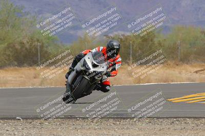 media/Sep-10-2022-SoCal Trackdays (Sat) [[a5bf35bb4a]]/Turn 6 (1140am)/